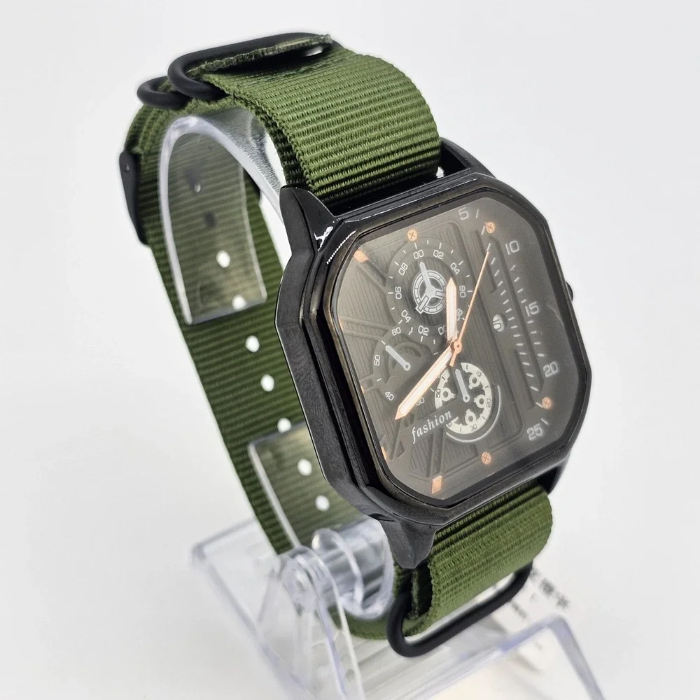 Men's Watch‎ 42MM Black Dial Black Case Date Army Green Canvas Band New Battery